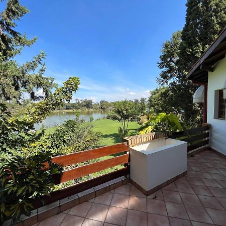 Casa Vista Lago Vitoria Regia Holambra Exterior foto